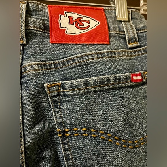 RARE NFL DENIM KC Chiefs Womans Jeans / Pants / Bottoms Kansas City 2 Bootcut - Picture 7 of 11